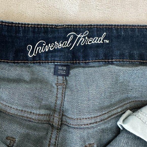 Jean Shorts - Universal Thread High Rise Midi - Picture 4 of 4